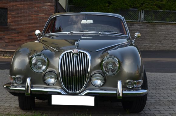 Jaguar S-Type 